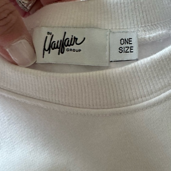 Mayfair Group Somebody Loves You Sweatshirt - Picture 8 of 8